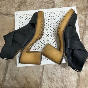Free People Women’s 5.5 Leather Strappy Chunky Booties Ankle Length Cutout